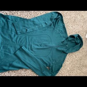 Lululemon long sleeve half zip